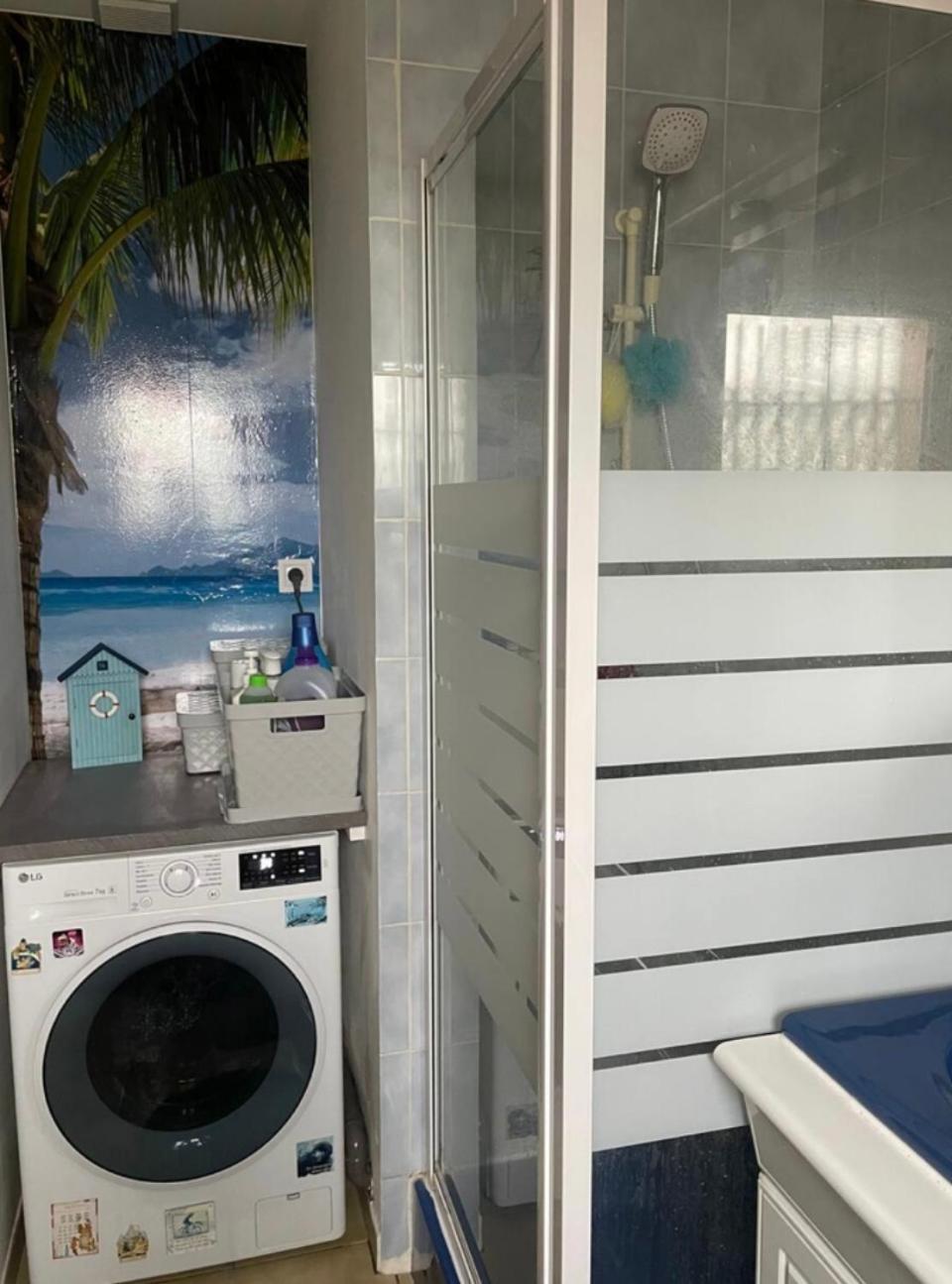 Au Calme Dans Le Marais Avec Piscine Hotel Yves Ngoại thất bức ảnh